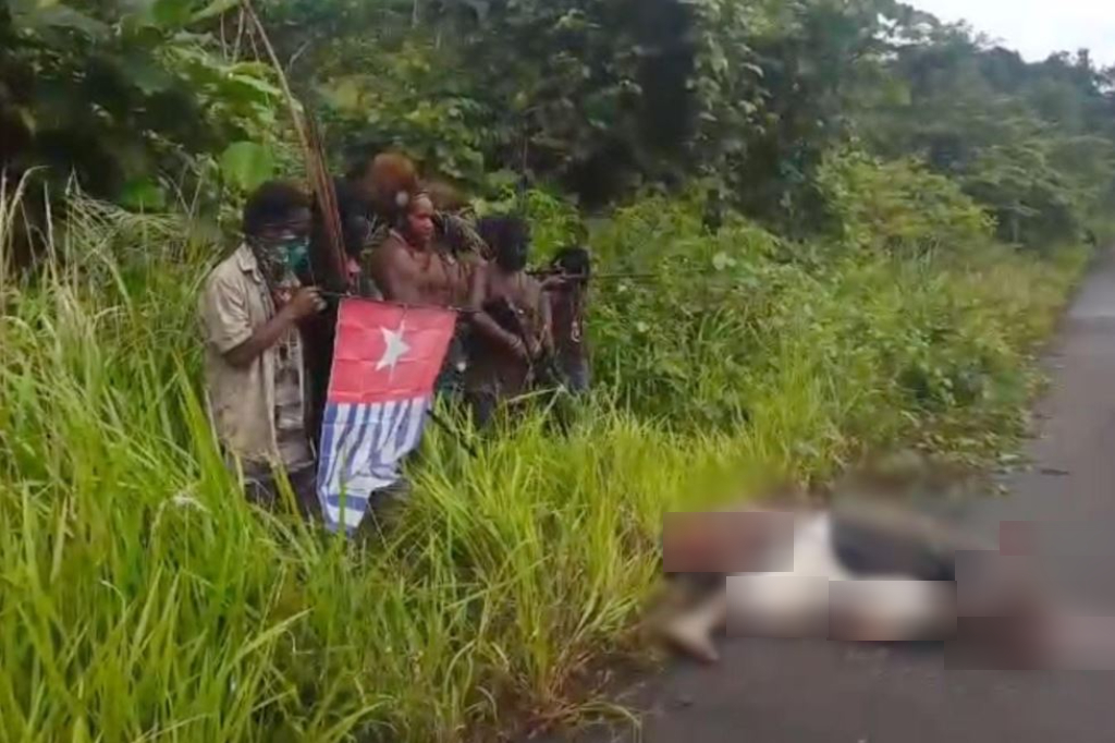 Beredar Video Keji KKB Eksekusi 3 Warga Sipil di Yahukimo, 2 Korban Pasutri
