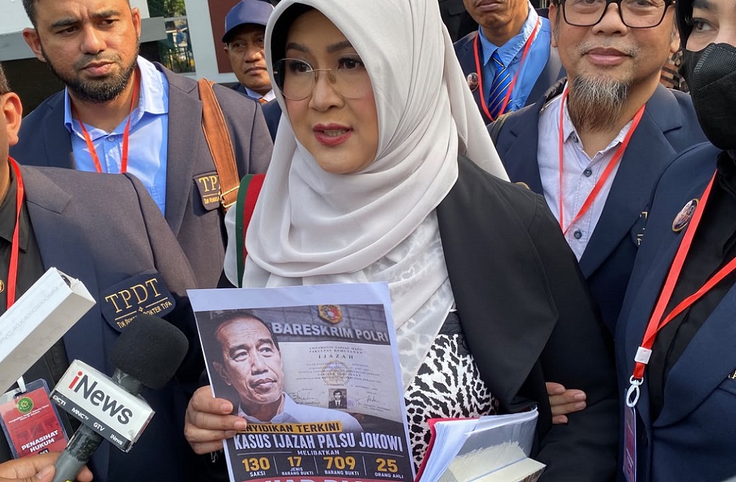 Dokter Tifa Siapkan Bukti Tudingan Ijazah Palsu Jokowi, Klaim Tak Bisa Dibantah UGM