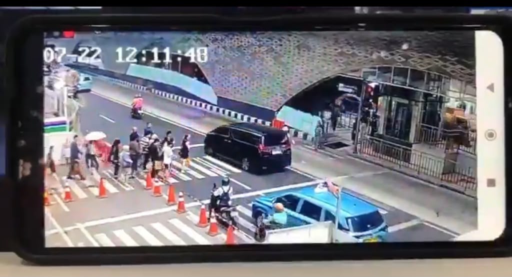 Viral Sopir Mobil Alphard Diduga Intimidasi Satpam usai Ditegur Terobos Lampu Merah di Bundaran HI
