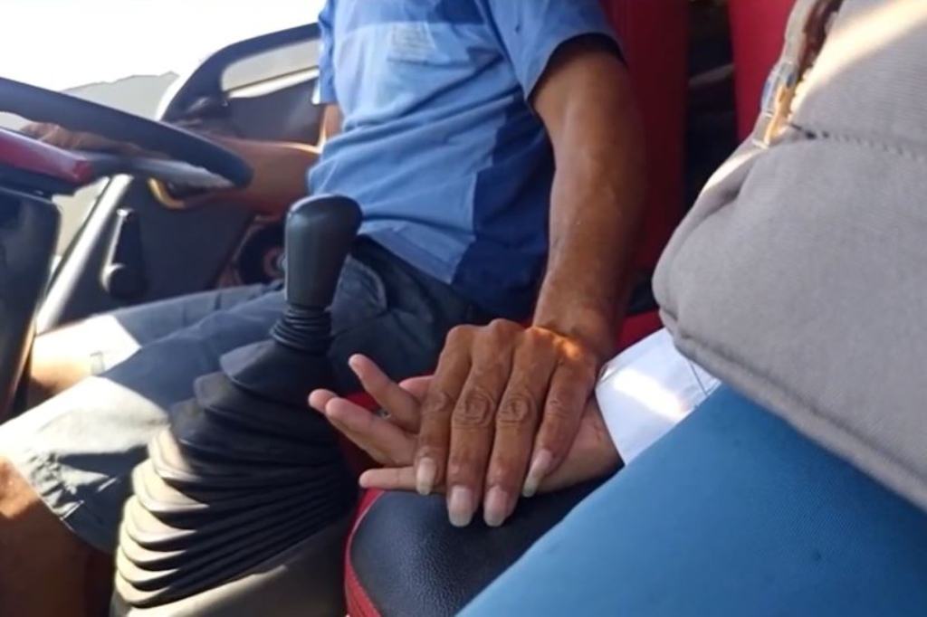 Video Viral Siswi SMA Pamekasan Diduga Dilecehkan Sopir Bus, Rekam Aksi Bejat Pelaku