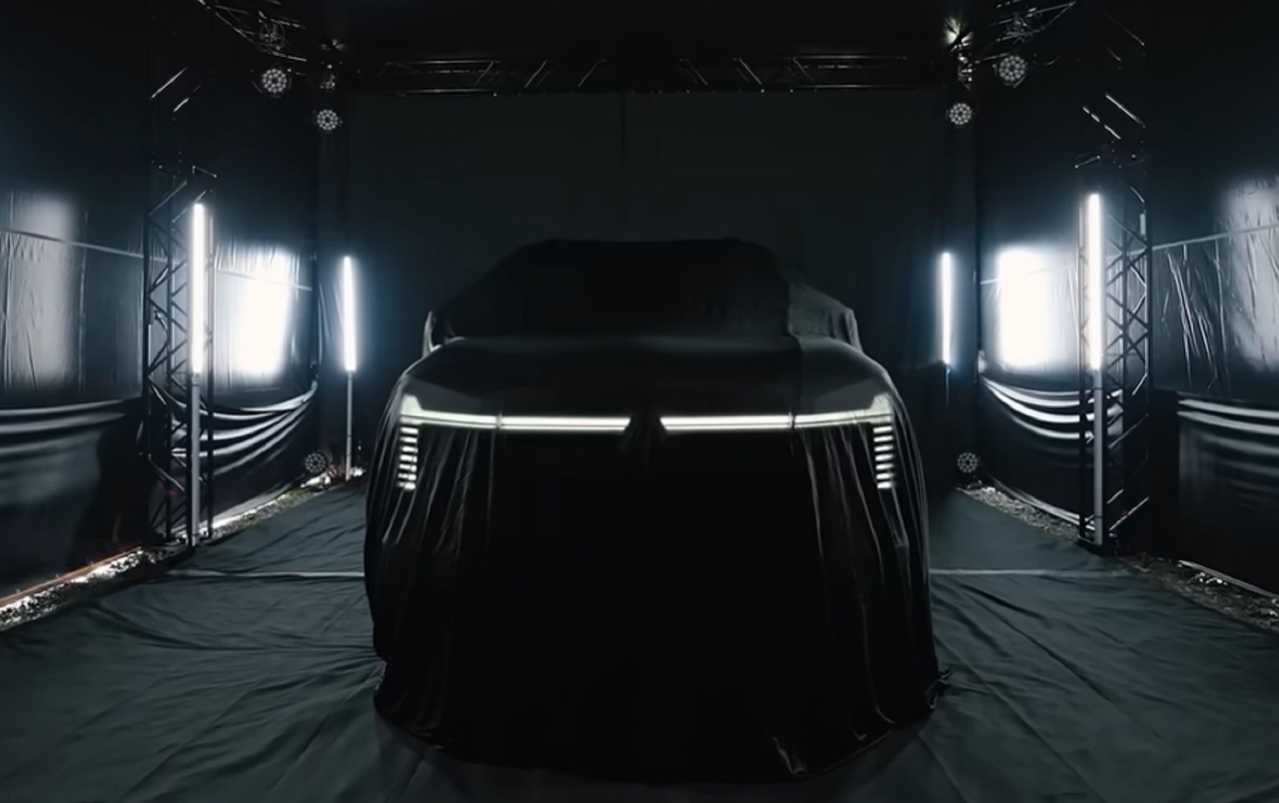 Mitsubishi Bocorkan Wujud Pajero Terbaru, Siap Tantang Toyota Land Cruiser