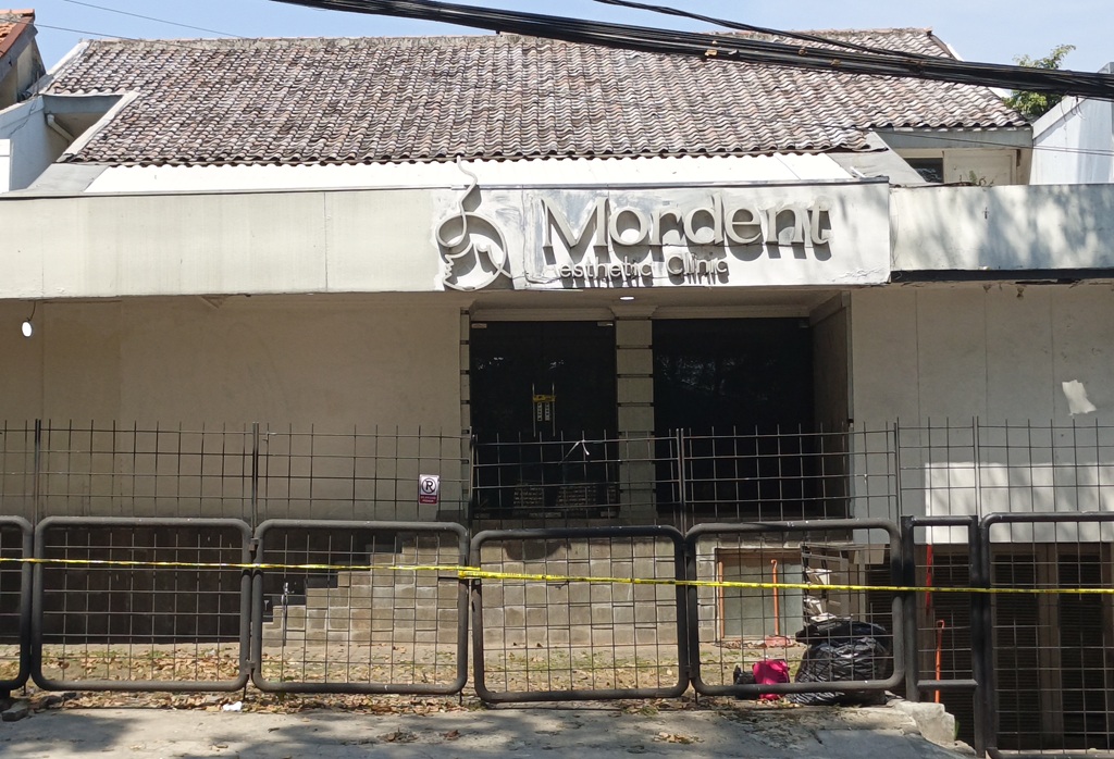 Penampakan Terkini Klinik Mordent Tempat Sutrimo Ditemukan Tewas, Masih Dipasangi Garis Polisi