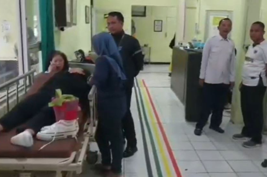 Tribun Kejurnas Drift Purwokerto Roboh, 75 Penonton Luka hingga Patah Tulang