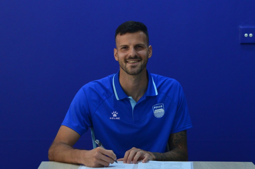 Patricio Matricardi Resmi Bertahan di Persib Bandung hingga 2028, Langsung Usung Misi Besar di Asia
