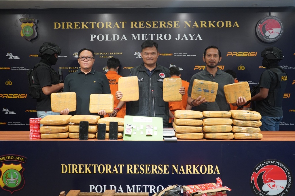 Polda Metro Tangkap 3 Pengedar Narkoba di Jatinegara Jaktim, Sita 27,96 Kg Ganja