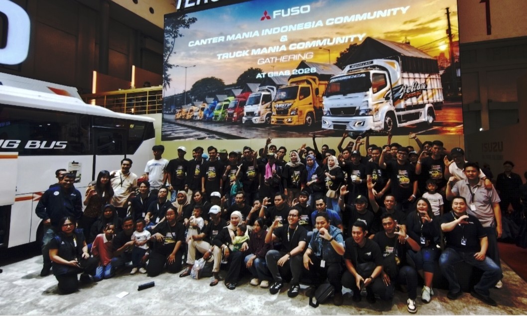 Ramaikan Pameran, Komunitas Pengemudi Truk Misubishi Canter Kumpul di GIIAS 2026