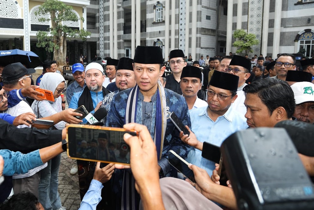 AHY Prihatin KM Mutiara Sentosa 2 Terbakar, Perintahkan Investigasi Menyeluruh