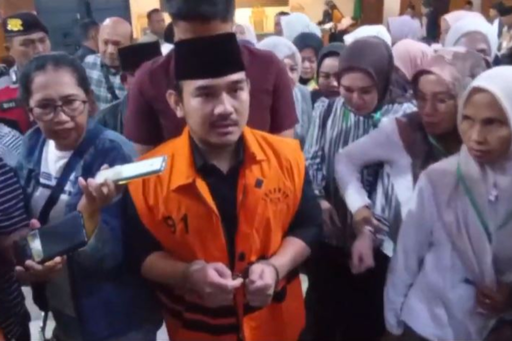 Dituntut Jaksa KPK 7 Tahun Penjara, Ade Kuswara Kunang: Surat Dakwaan Akal-akalan