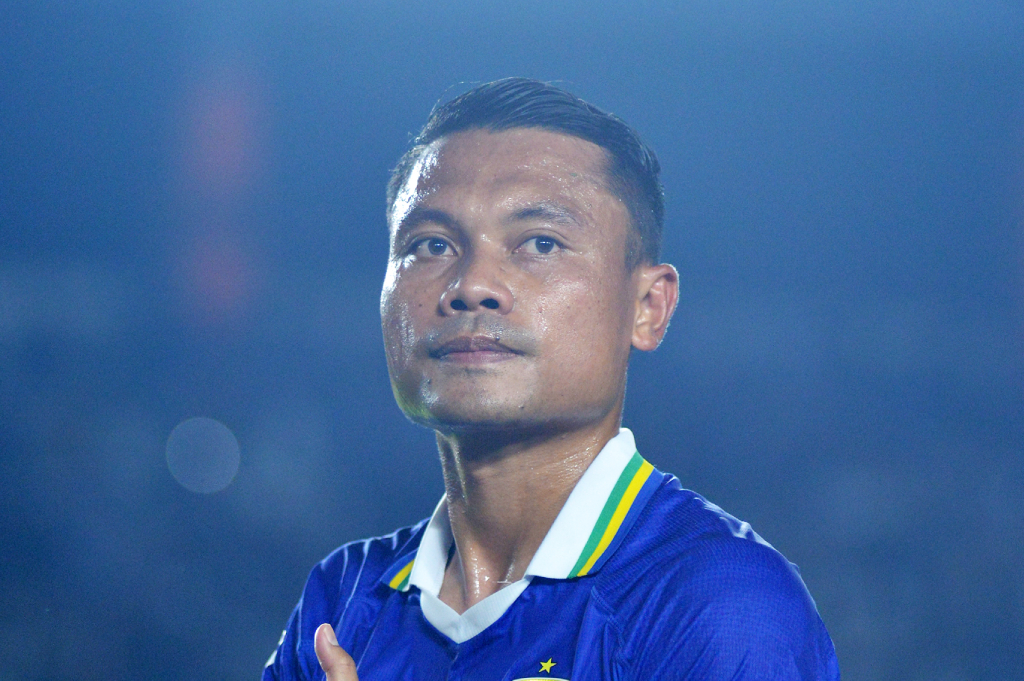 Persib Bawa Rekor Sempurna Lawan Persija, Dedi Kusnandar Ungkap Target Sebenarnya