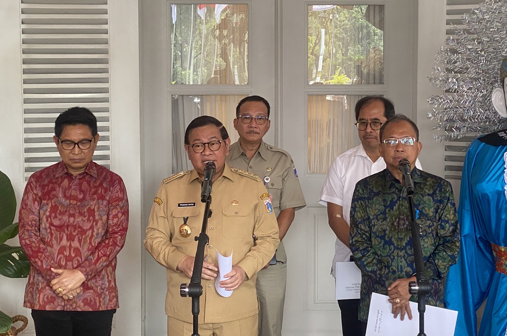 Pramono Enggan Prediksi Skor Persija vs Persib: Kalau Saya Nebak Malah Nggak Benar