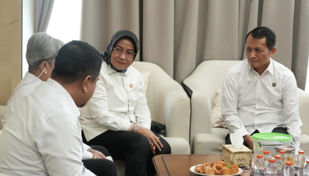 Komjak Ungkap Pemberhentian Sementara Status Jaksa Febrie Adriansyah Sudah Diusulkan