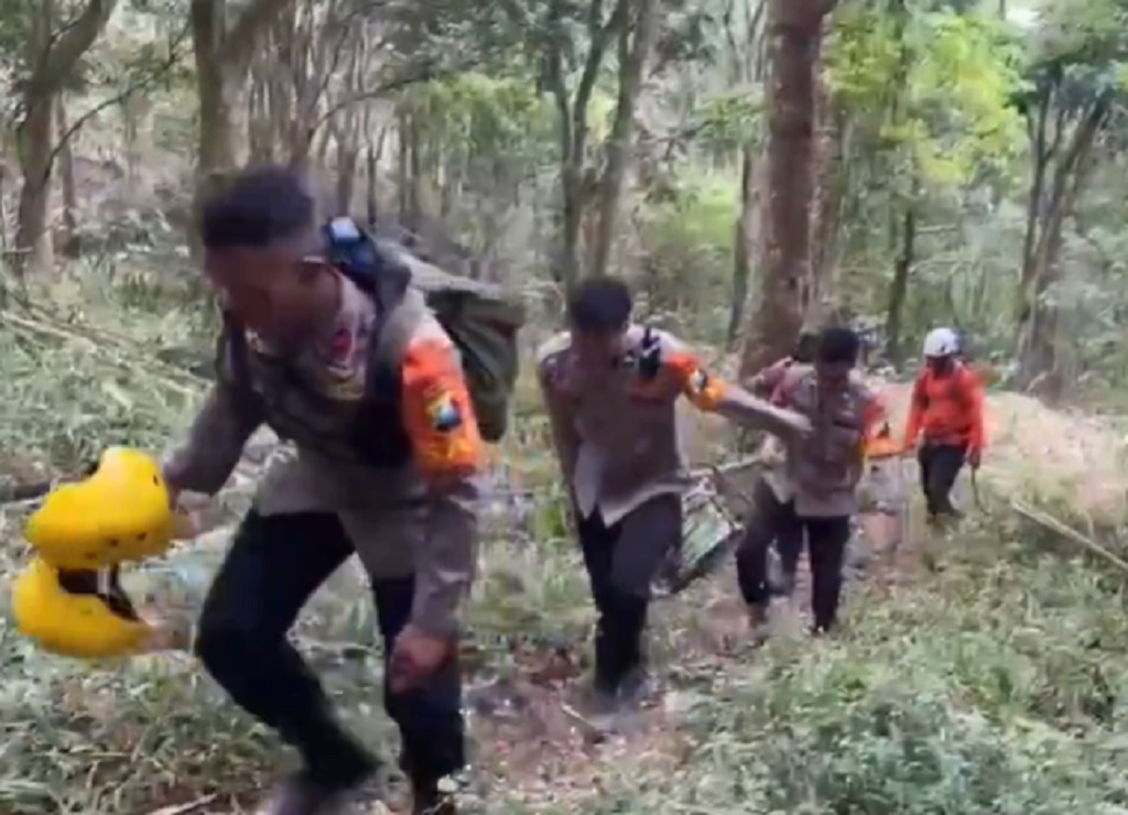 Kronologi 2 Pendaki Gunung Piramid Ditemukan Tewas dalam Jurang 60 Meter