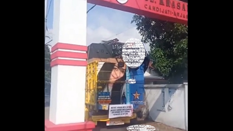 Tragis! Teknisi Sound Horeg di Jember Tewas Terjepit Gapura Beton saat di Atas Truk