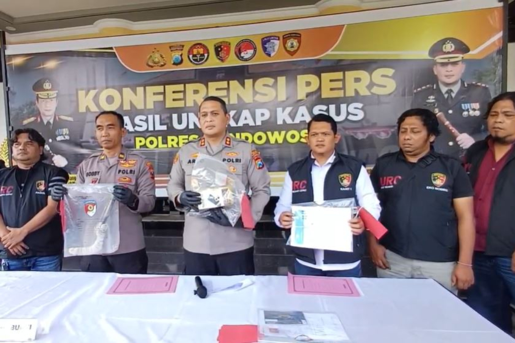 Cinta Terlarang Berujung Pembacokan, Pria di Bondowoso Bacok Suami dari Kekasihnya