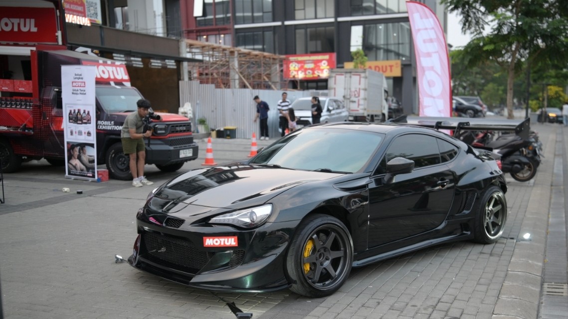 Diramaikan Komunitas, 60 Mobil Modifikasi dari Berbagai Genre Kumpul di Car Meetup