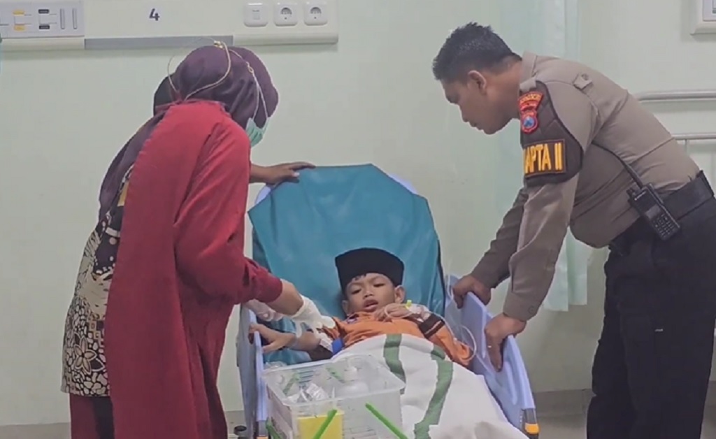 23 Siswa SD di Sidoarjo Dilarikan ke Rumah Sakit, Diduga Keracunan Frozen Food