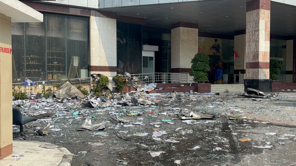Puslabfor Polri Turun Tangan Usut Penyebab Kebakaran Gedung Bapenda DKI