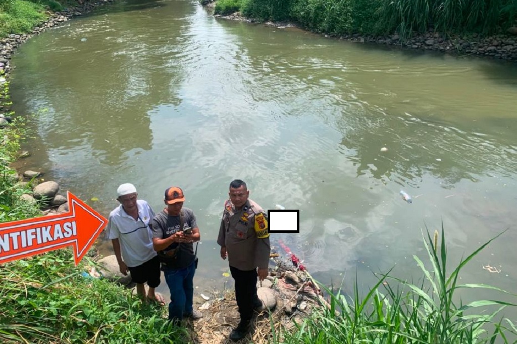 Geger! Mayat Pria Ditemukan di Sungai Denai, Diduga Tewas Tersengat Alat Setrum Ikan