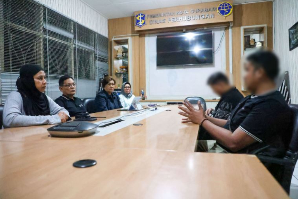 Janjikan Loker di Pemkot Surabaya Minta Rp20 Juta, 2 Pegawai Non-ASN Dipecat