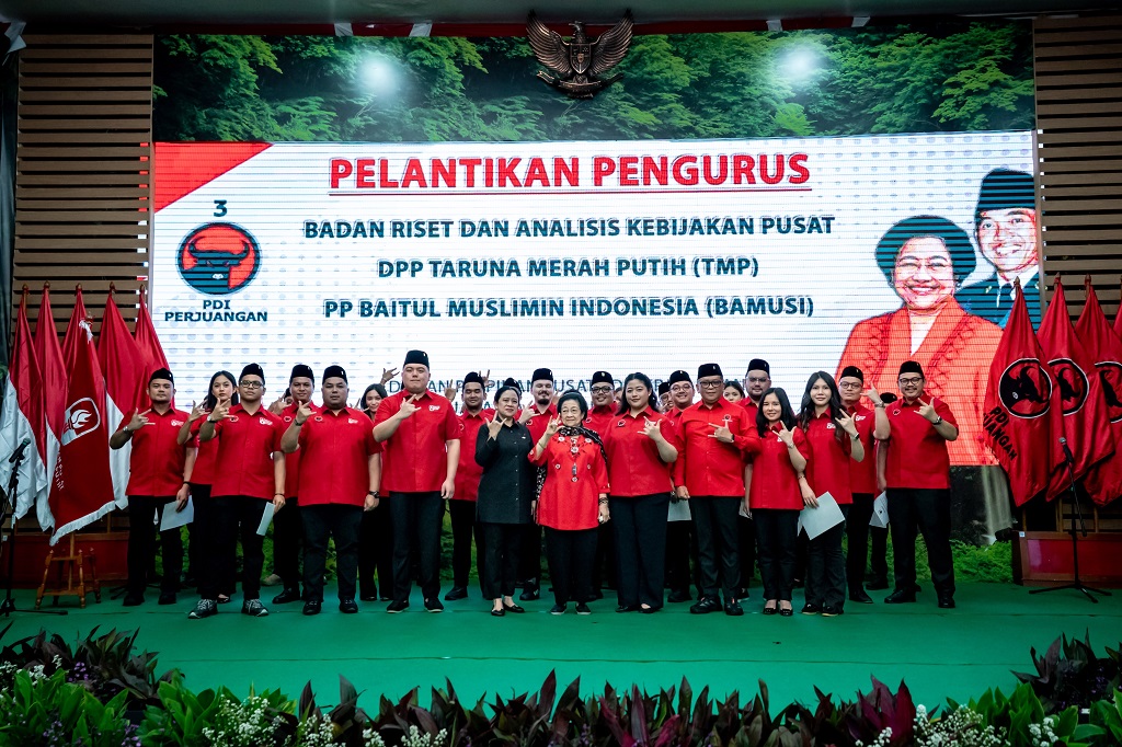 Megawati Minta Kader PDIP Rangkul Generasi Muda, Aktif Turun ke Rakyat