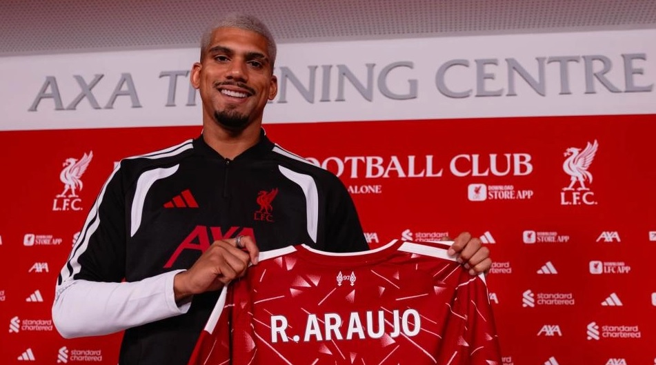 Gabung Liverpool, Ronald Araujo Pilih Nomor 33 karena Alasan Menyentuh