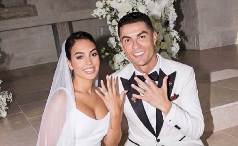 Ronaldo Resmi Nikahi Georgina setelah 10 Tahun, 5 Anak Hadir di Momen Sakral!