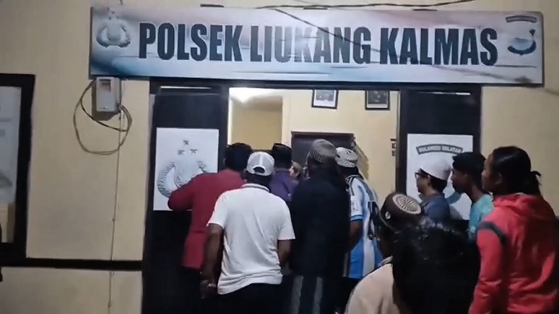 Buntut Terduga Pelaku Narkoba Kabur, Kapolsek Liukang Kalmas Dicopot dan Diperiksa Propam