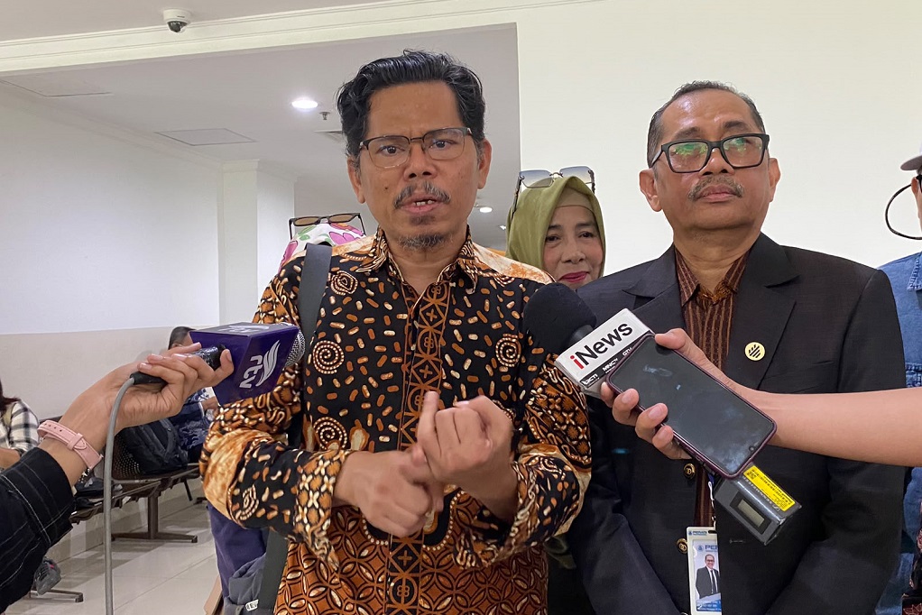 Bonatua Tantang Jokowi Uji Ijazah di ANRI, Jangan Sekadar Ditunjukkan