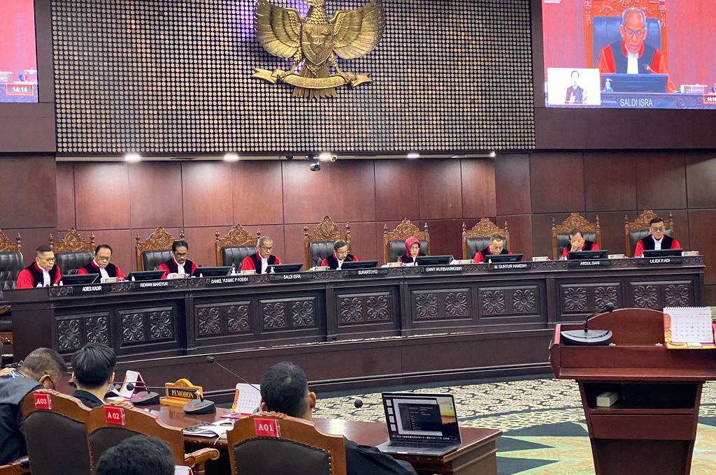 Pemohon Tak Hadiri Sidang MK gegara Ikut Ujian Kampus, Gugatan UU ITE Gugur