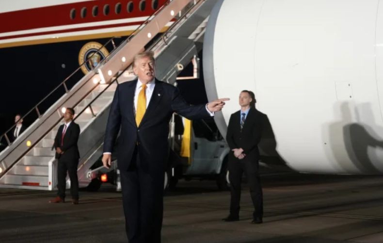 Trump Dievakuasi dari Pesawat Air Force One Setelah Israel Peringatkan Serangan Rudal Iran