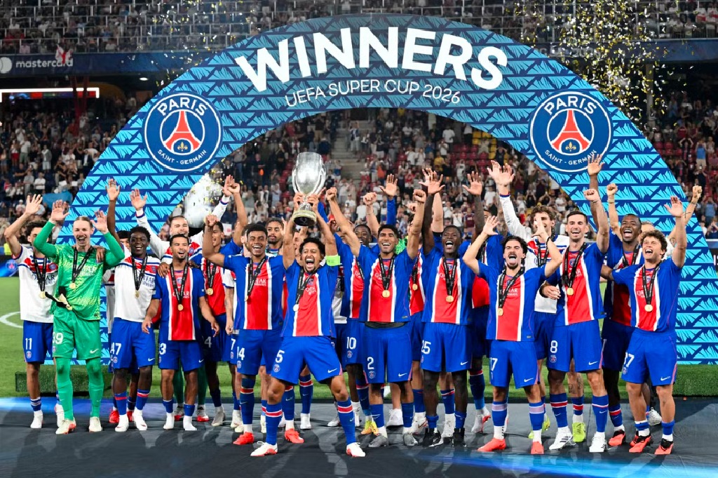 Sejarah! PSG Pertahankan Piala Super Eropa usai Bungkam Aston Villa