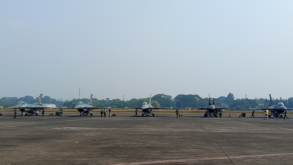 Penampakan Alutsista TNI AU saat Gladi Bersih Demo Udara HUT ke-81 RI, F-16 hingga Rafale