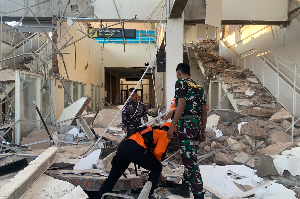Update Gempa Besar M7,7 Guncang NTT: 38 Orang Tewas, Ribuan Mengungsi