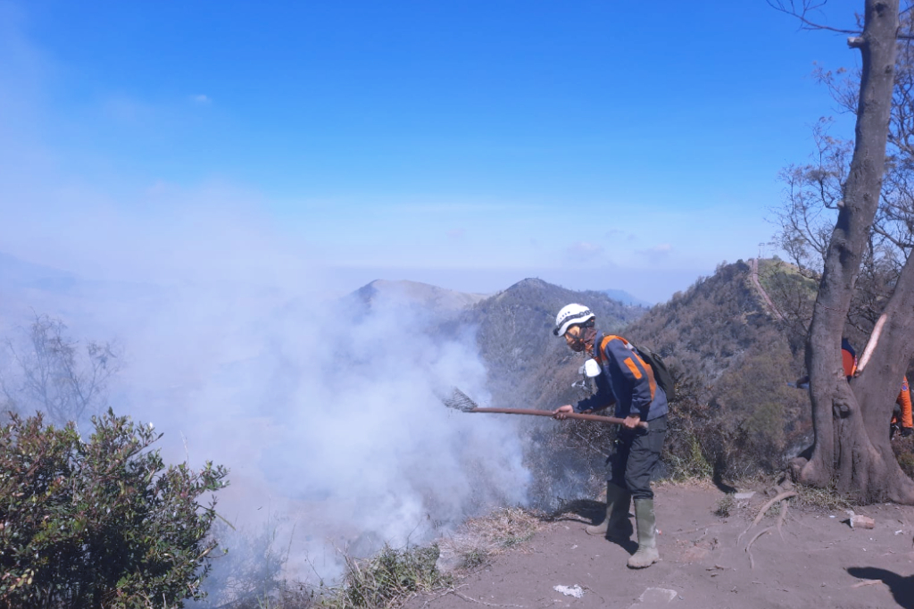Karhutla Gunung Bromo Padam usai 12 Hari Operasi, 1.120 Hektare Lahan Terdampak