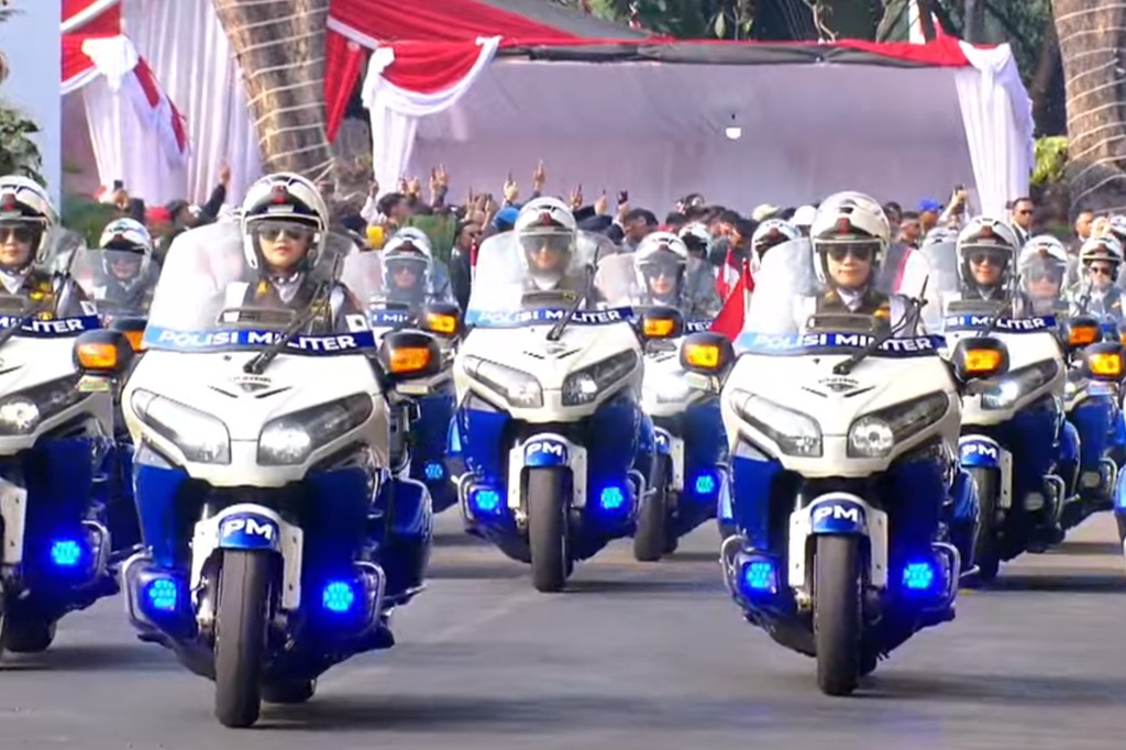 45 Motor Listrik Kawal Kirab Purnapaskibraka, 15 Polisi Militer Wanita di Barisan Terdepan, Ini Maknanya