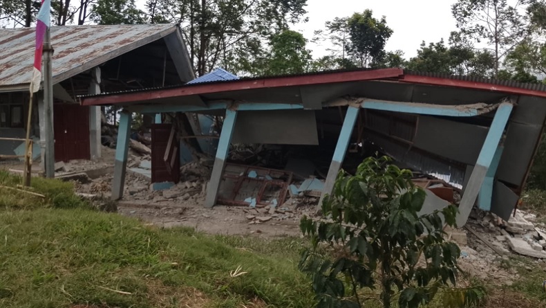Update Dampak Gempa NTT: 105 Sekolah di Manggarai Timur Rusak, 1 Guru dan 2 Siswa Tewas
