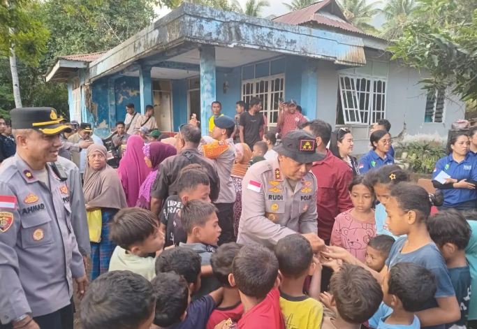 Anak-Anak Korban Gempa NTT di Ende Diberikan Trauma Healing, Diajak Kembali Ceria