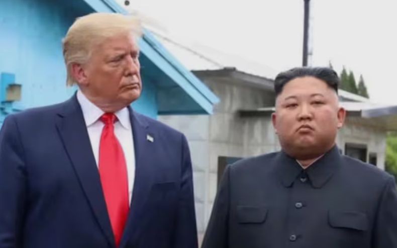 Trump Tiba-Tiba Posting Foto Bersama Kim Jong Un: Kami Akur Sekali!