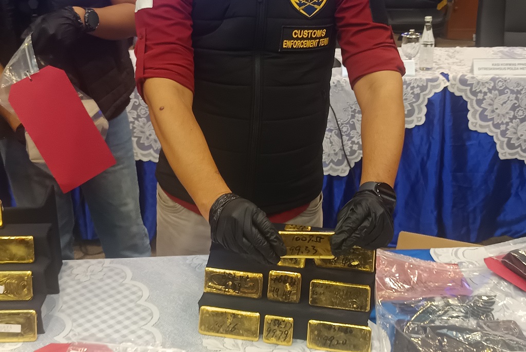 2 WN China Ditangkap di Bandara Soetta, Coba Selundupkan Emas 22 Kg ke Hong Kong