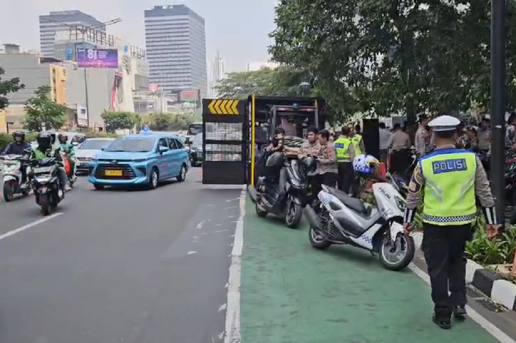 Polisi Siaga jelang Demo BEM UI di Bundaran HI, Blokade Jalan Disiapkan