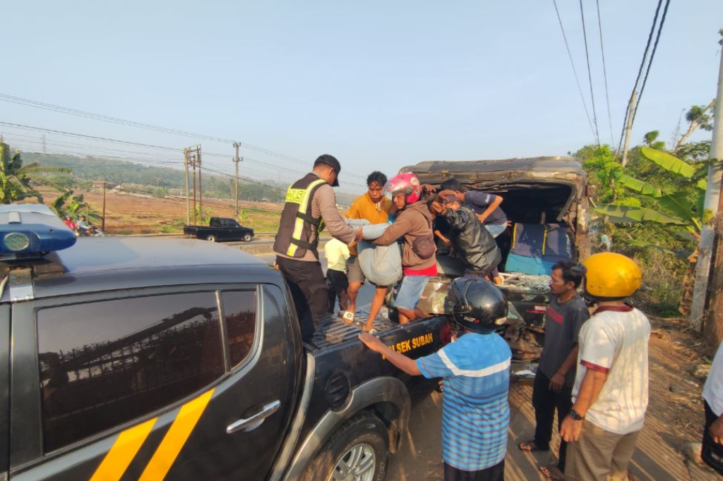 Kecelakaan Bus Tabrak Truk di Jalur Pantura Batang, 4 Orang Luka-Luka
