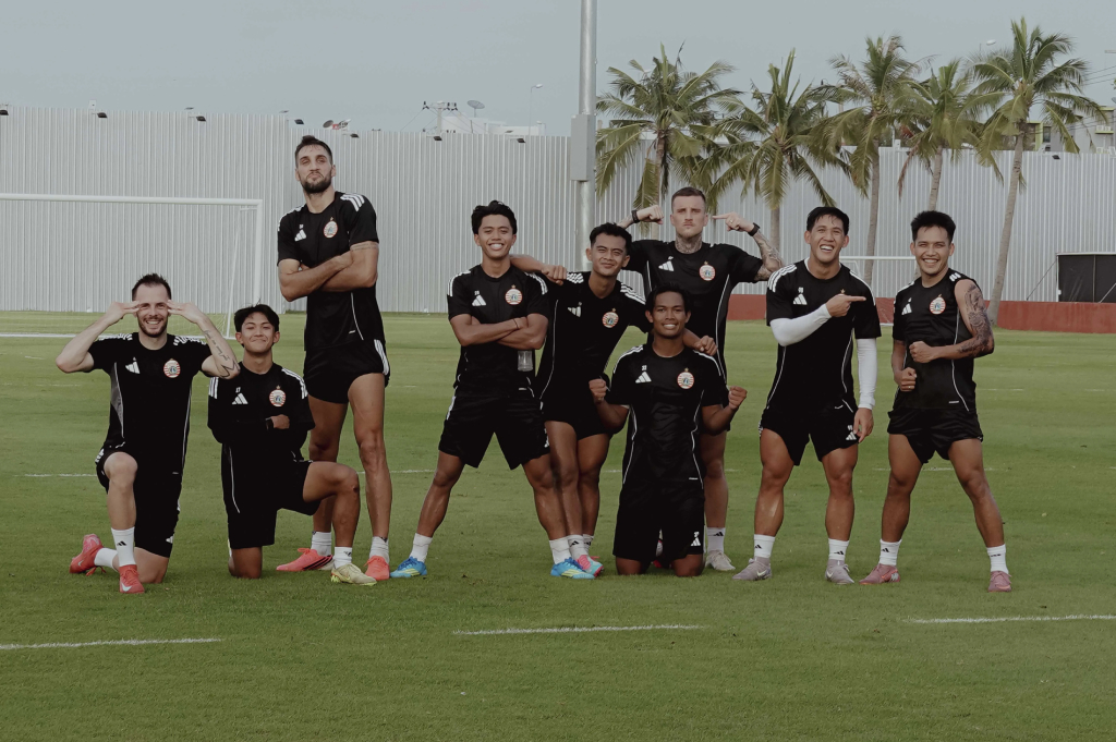 Dari Fisik ke Taktikal, Shin Tae-yong Mulai Bentuk Wajah Baru Persija di Thailand