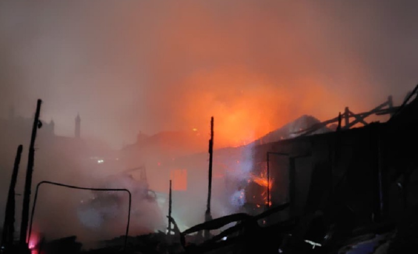 Kebakaran Landa Permukiman di Senen Jakpus, Pemadaman Masih Berlangsung