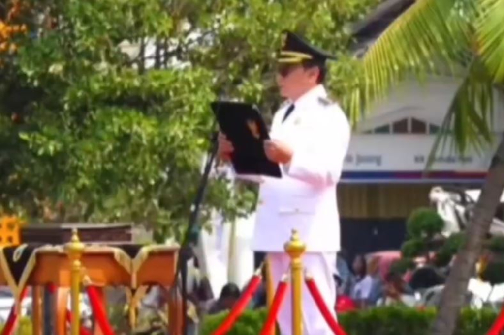 Viral Plt Bupati Pati Risma Ardhi Chandra Salah Ucap Pancasila saat Upacara HUT RI