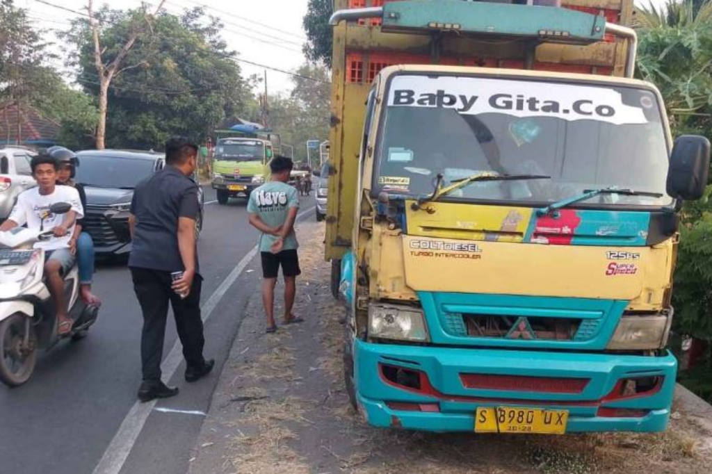 Kecelakaan Maut di Jombang, 2 Siswi SMA Boncengan Motor Tewas Ditabrak Truk