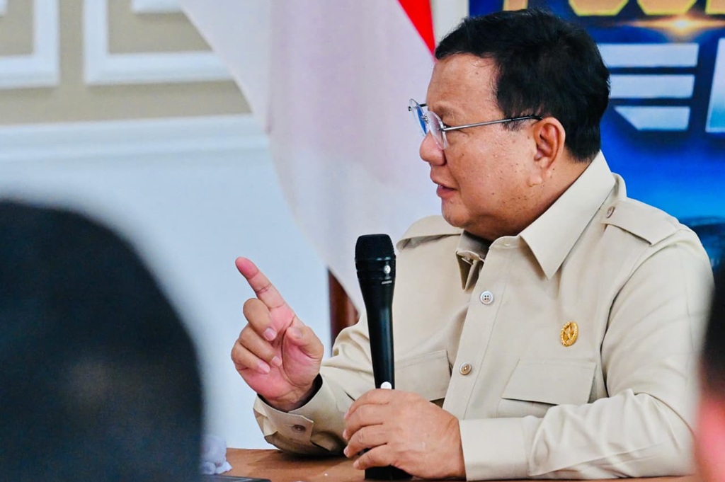 Prabowo Perkuat Penanganan Karhutla Kalbar, Kerahkan 1.500 Prajurit TNI dan 6 Helikopter