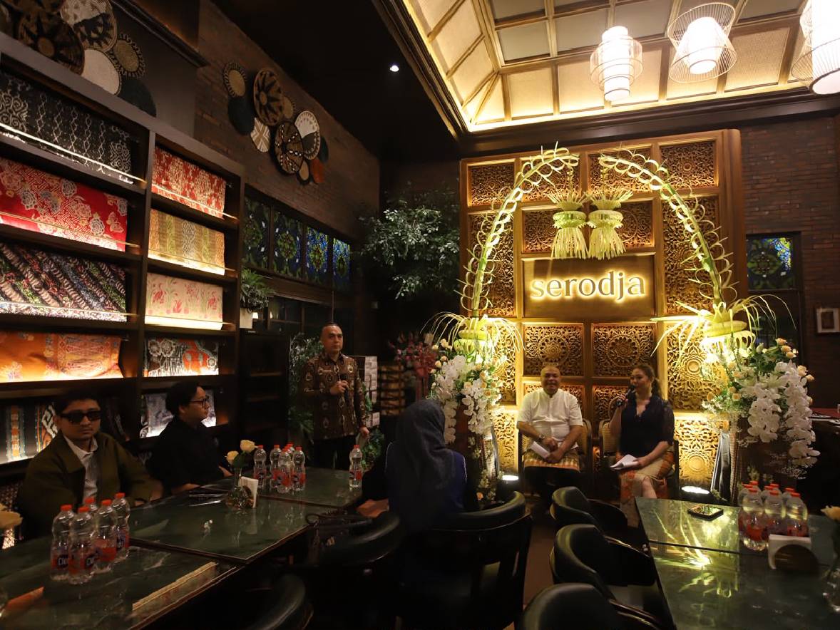 Restoran Ini Hadirkan Pengalaman Kuliner Full of Wastra Nusantara hingga Pengasapan Homemade!