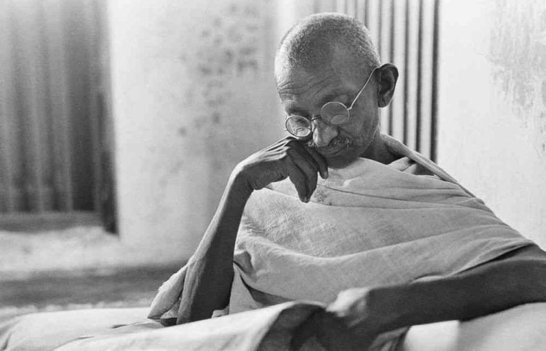 Rekor! Kumpulan Catatan Mahatma Gandhi Terjual Rp30 Miliar dalam Lelang