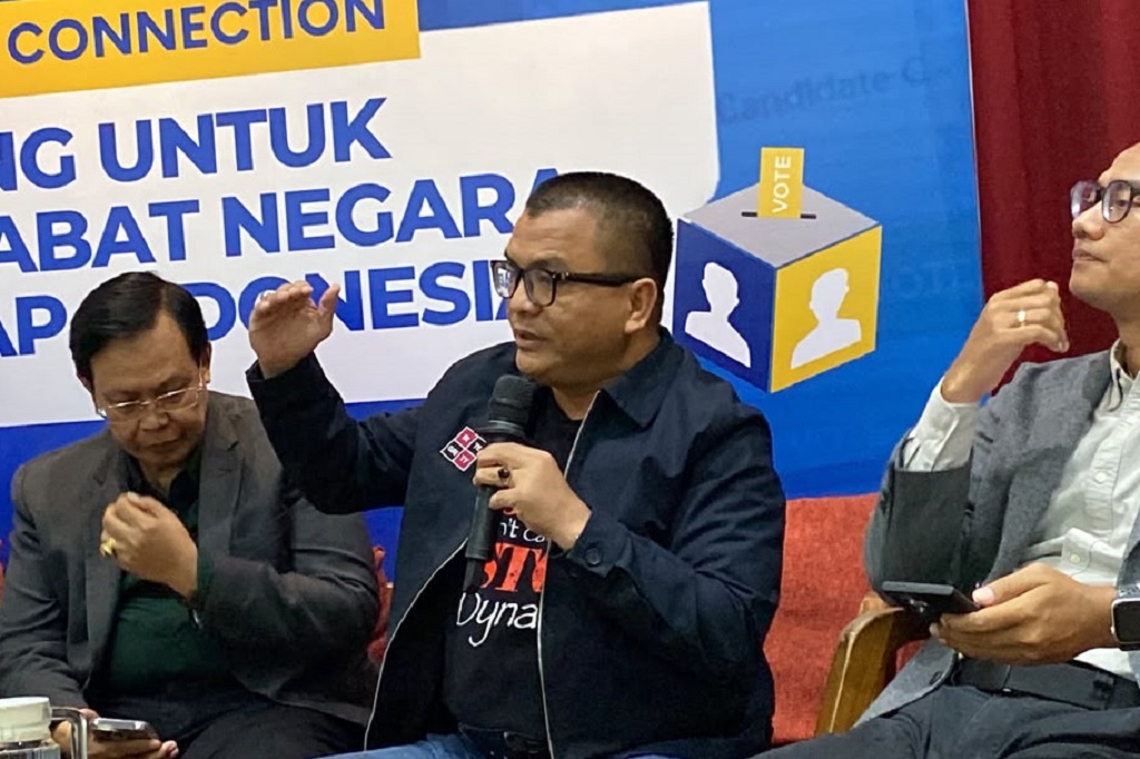 Denny Indrayana Ungkap 2 Masalah Pemilu, Singgung Duitokrasi dan Meng-Gibran