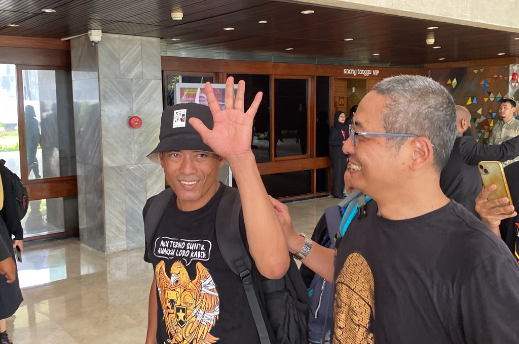 Botok cs Minta Para Anggota DPR Mundur jika RUU Perampasan Aset Batal Disahkan Desember 2026